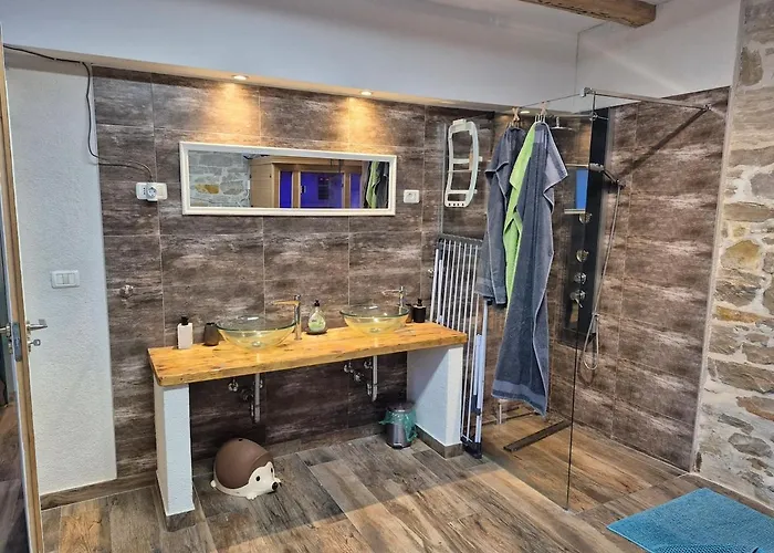 Апартаменты Doppelzimmer Carmen - Sauna, Badewanne, Wlan *