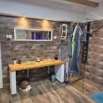 Doppelzimmer Carmen - Sauna, Badewanne, Wlan * Pula
