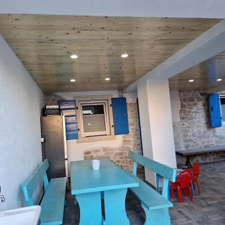 Doppelzimmer Carmen - Sauna, Badewanne, Wlan Apartment Pula