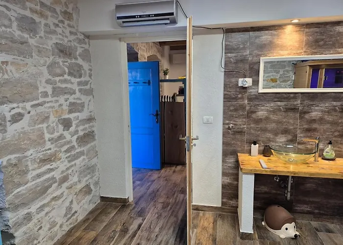 Doppelzimmer Carmen - Sauna, Badewanne, Wlan Pula